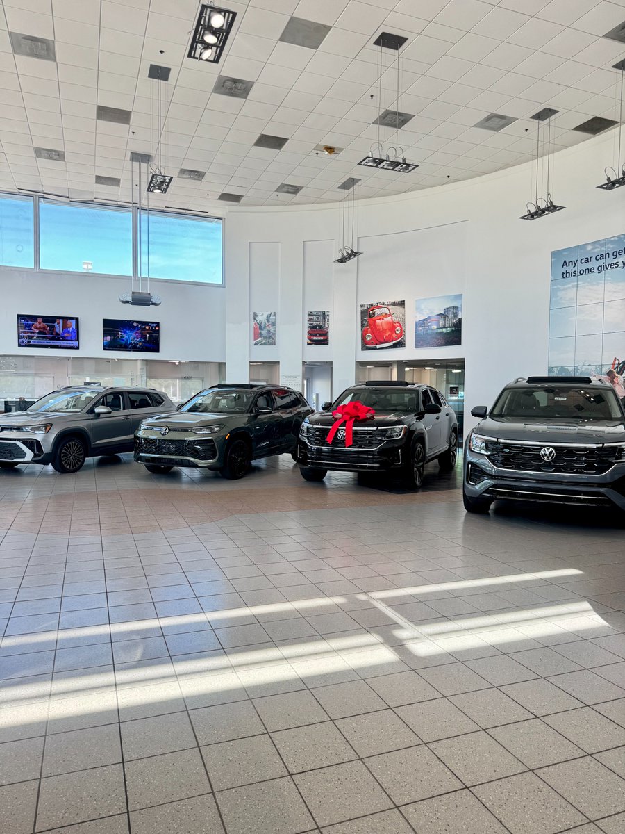 HileyVW's tweet photo. 🚨 Today’s the last day of the month! 🚨 Come see us in the showroom before the day ends and don’t miss out on some great deals! 🚗✨ Let’s get you into your next ride today! https://t.co/icXgNNxgoK