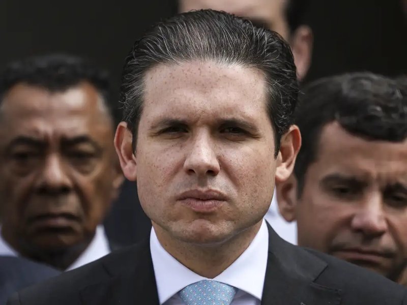 🇧🇷 Rejeição de Hugo Motta dispara e chega a 80% em nova pesquisa Atlas!

- Imagem positiva 2% (-2)
- Imagem negativa 80% (+6)
- Não sabe 18% (-4)