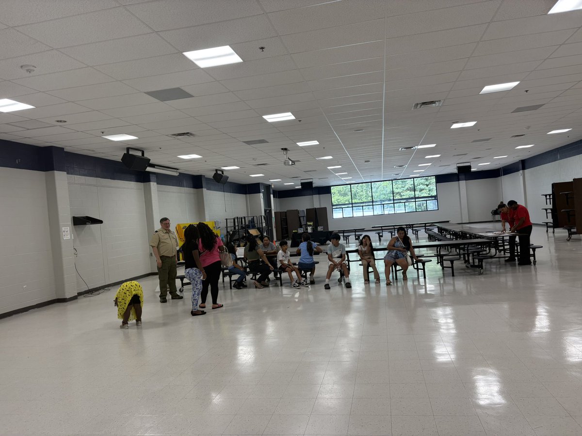 TeamBryantES's tweet photo. Thank you to all our amazing Bryant families who came out for Meet &amp; Greet! 💙🧡
We loved seeing your smiling faces and can’t wait to welcome our students back on Monday! 🎒📚
#BryantStrong #BackToSchool2025 #PebblebrookCluster #FirstDayReady https://t.co/XDZAZT5J2S