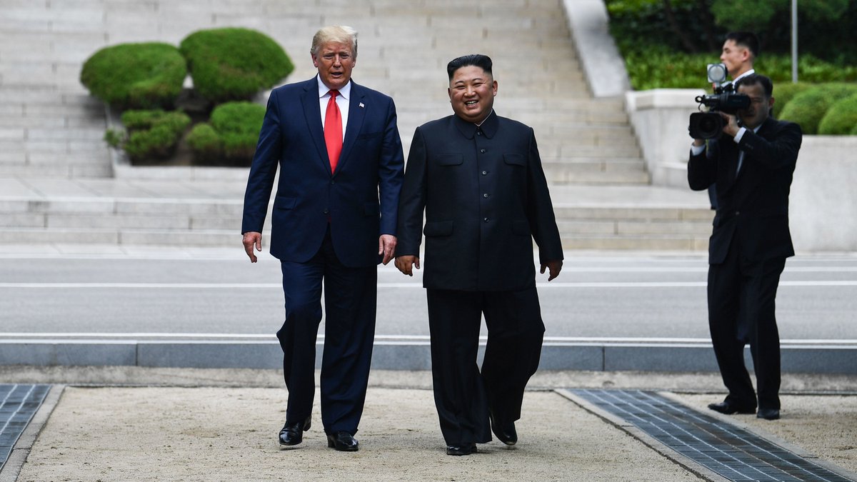 EricLDaugh's tweet photo. 🚨 JUST IN: President Trump is open to meeting with  Kim Jong Un to achieve denuclearization of North Korea, per Fox https://t.co/h61zpGa96i