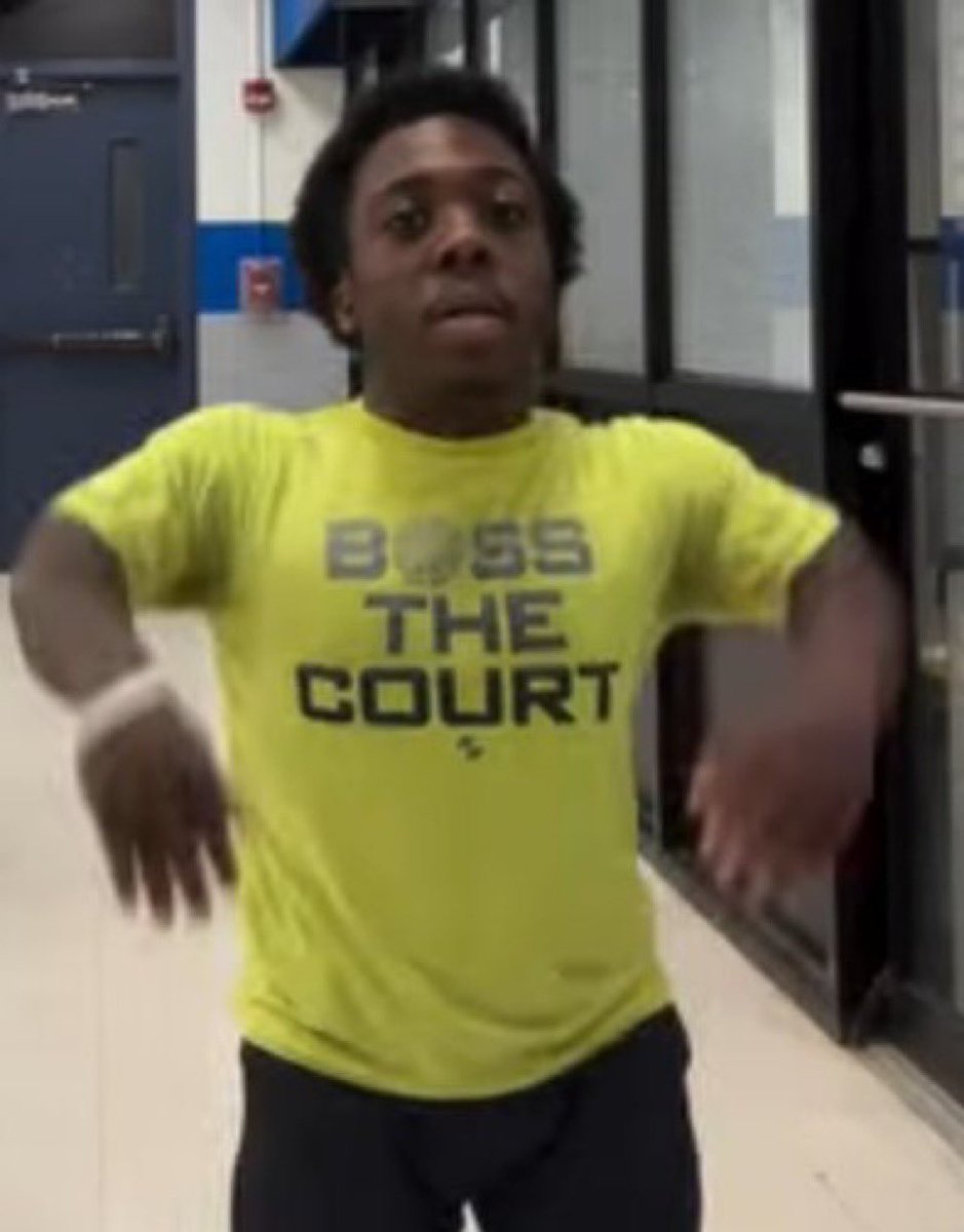 Only Legends would recognize this player 😂