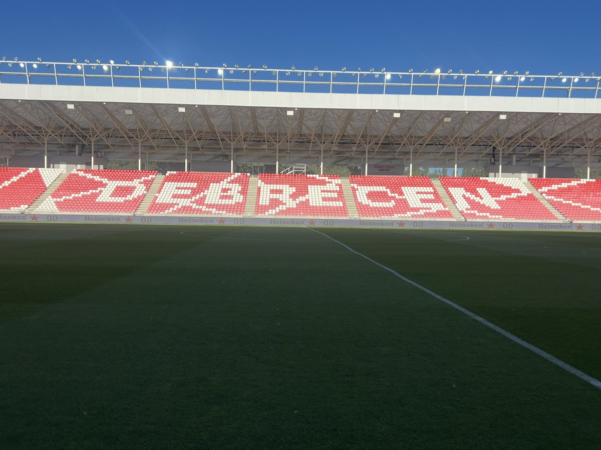 scottsas's tweet photo. #Scenesetter @Conf_League Hapoel Be’er Sheva v AEK Athens in Debrecen 🇭🇺⚽️ https://t.co/doepot4o8R