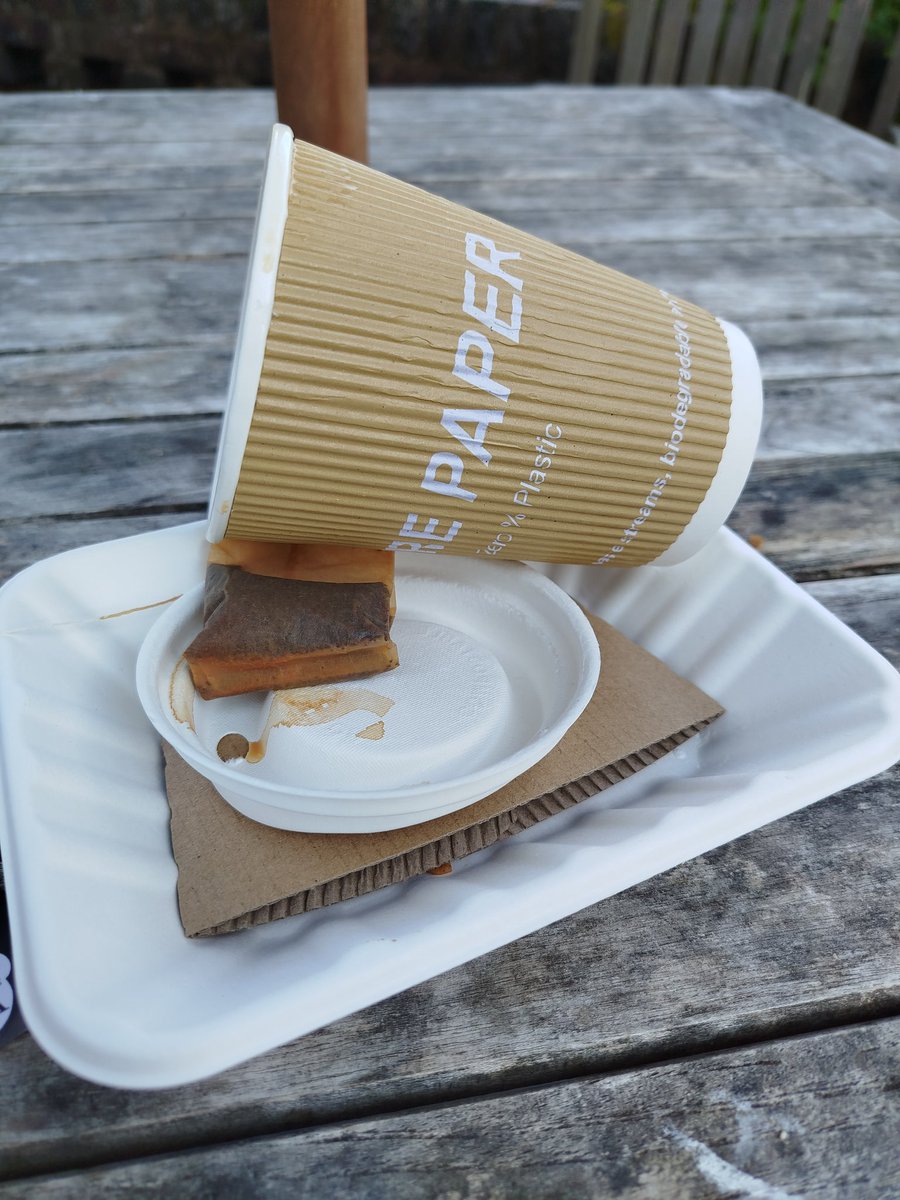 JasonL (@jasonfrombrum) on Twitter photo Lovely visit to <a href="/winterbournehg/">Winterbourne HG</a> today.
Slightly sad at the use of paper cups in the last hour in such an otherwise green environment. Lovely visit to <a href="/winterbournehg/">Winterbourne HG</a> today.
Slightly sad at the use of paper cups in the last hour in such an otherwise green environment.