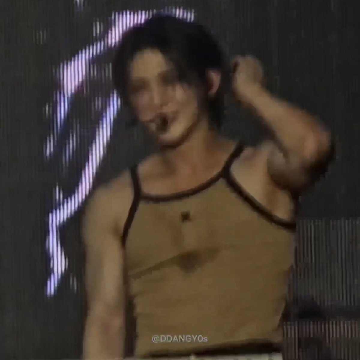 iwonholeyou's tweet image. -180p but im here for #reasons