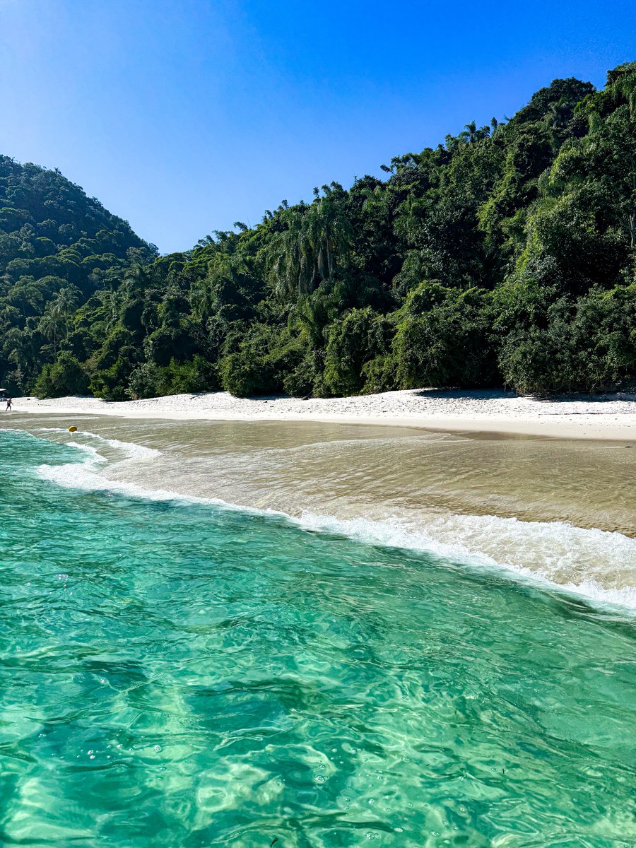 faresrsf's tweet photo. L’été rime avec la plage https://t.co/SKpXCaoVSF