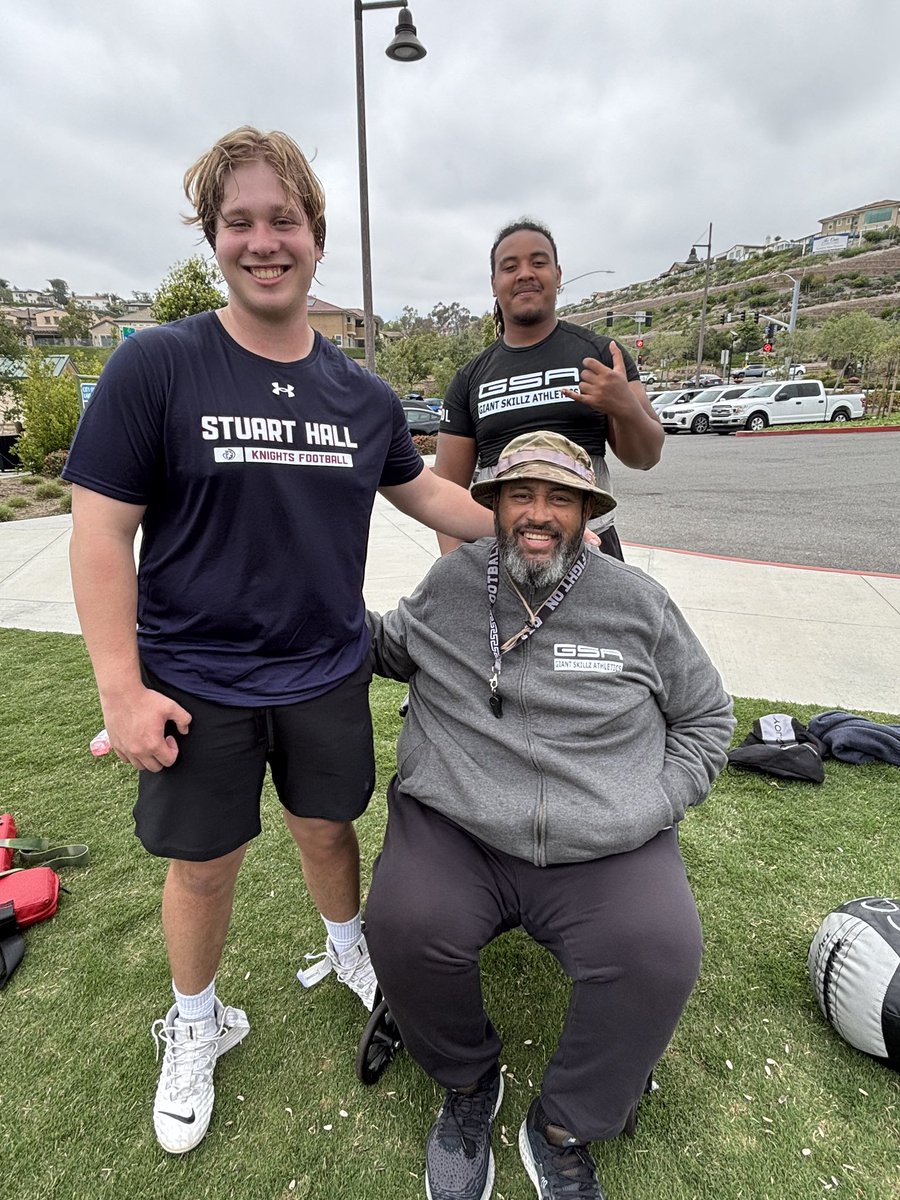 Recruit My Lineman (@rmlineman) on Twitter photo 
