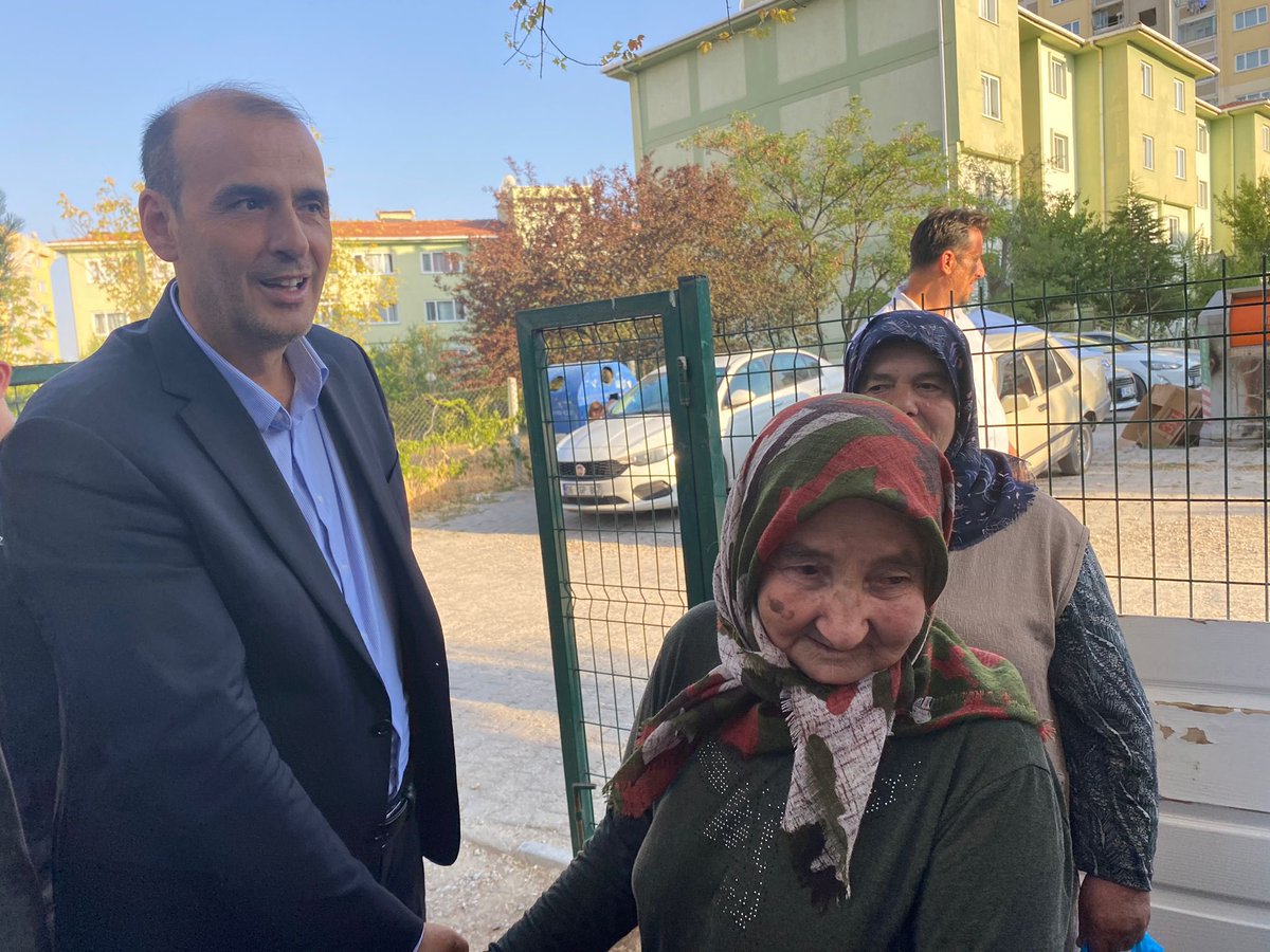 Fatih BİLDİK 🇹🇷 (@fatih__bildik) on Twitter photo 📍Karacaören ‘de mahalle sakinlerimizle hasbihal☺️
#KalbimizAltındağ
<a href="/selvacam/">Lütfiye Selva Çam 🇹🇷</a>
<a href="/erhaniyiaksu06/">Erhan İyiaksu</a> 📍Karacaören ‘de mahalle sakinlerimizle hasbihal☺️
#KalbimizAltındağ
<a href="/selvacam/">Lütfiye Selva Çam 🇹🇷</a>
<a href="/erhaniyiaksu06/">Erhan İyiaksu</a>