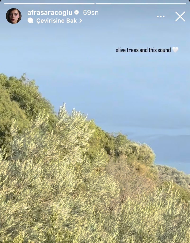 Güzelim özledik ya kendini de atsana 
Beyaz kalp 🤍🥹