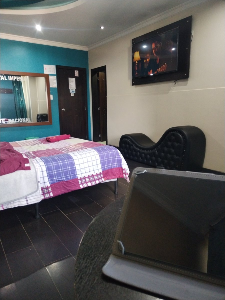 Alguna Parejita por el sur de quito por el Imperio..