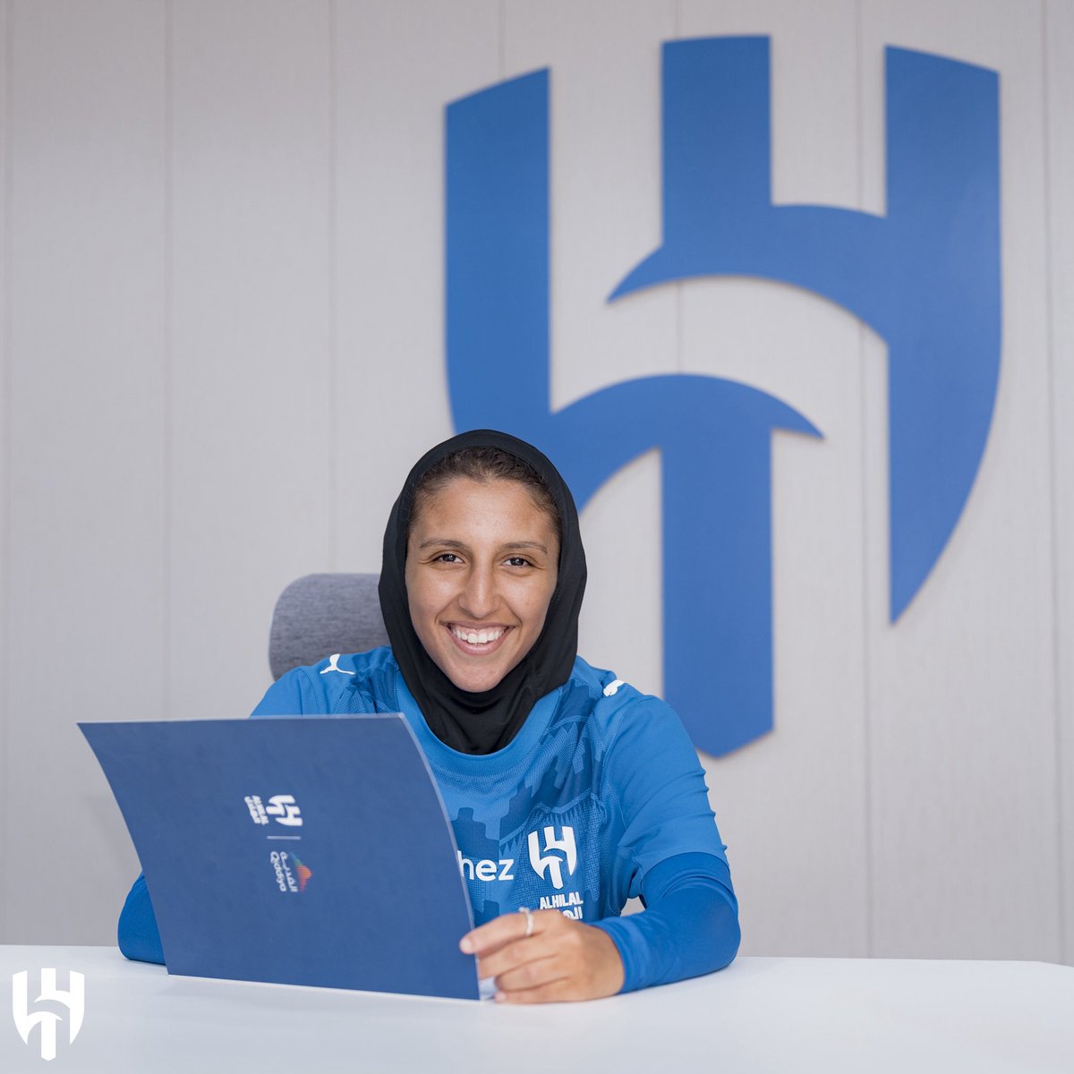 "لين محمد" هلالية لثلاثة أعوام ✍️