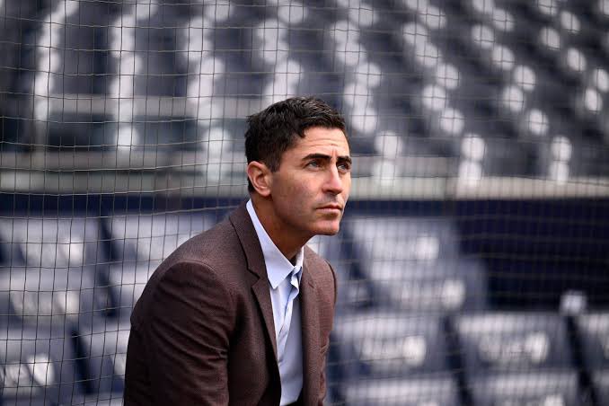 DevouredDevoted's tweet image. I see there’s a method to the madness. In Preller we trust 🙏