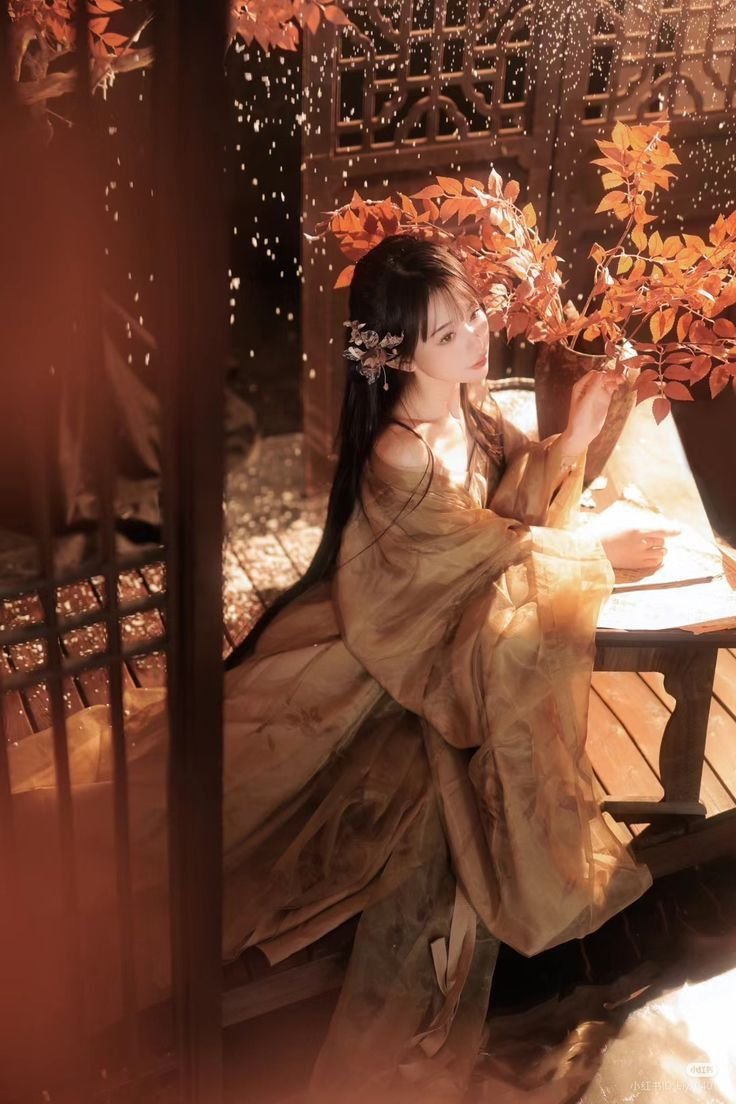 星月落入尘世间，使得花败人断肠。