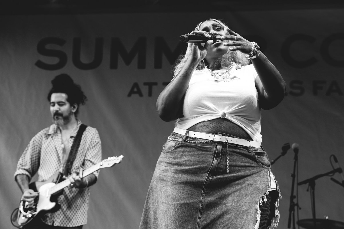 MaruneBoy's tweet photo. That downpour stopped yesterday because it was time for @BrittNicx to perform. (That’s my story and I'm stickin’ to it.) https://t.co/iNbv2CysHX