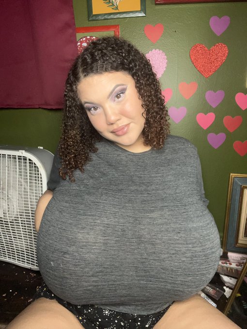 Watch ✨🍒𝐆𝐨𝐝𝐝𝐞𝐬𝐬 𝐁𝐚𝐢𝐥𝐞𝐲🍒✨'s leaked NSFW photo on TwXstars