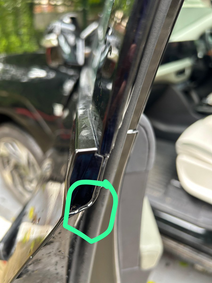 KalyaShri's tweet photo. is doing anything for this. Hope they will listen to my request. 🙏🏻 
#mahindra #CustomerExperience #ElectricVehicle #xev9e #AutomotiveIndustry https://t.co/9HH49tlEHb