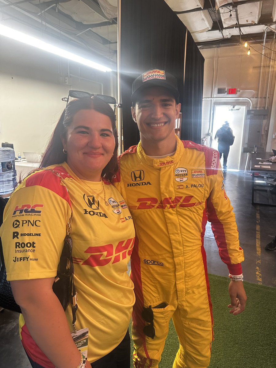 RaceletsPodcast's tweet image. Awesome interview by my daughter with the 🐐 @AlexPalou from #JavaHouseGP. Great job Syd!
@IndyCar @CGRTeams @GanassiChip @DHLUS 
#INDYCAR #RaceletsPodcast #CGR #AlexPalou