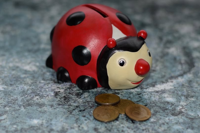 Finances feeling a bit tight these days? Whether you're interested in our academic degree programs or our Lifelong Learning Pathway, St. Andrew's offers bursary support and tuition relief: standrews.ca/current.../fun…