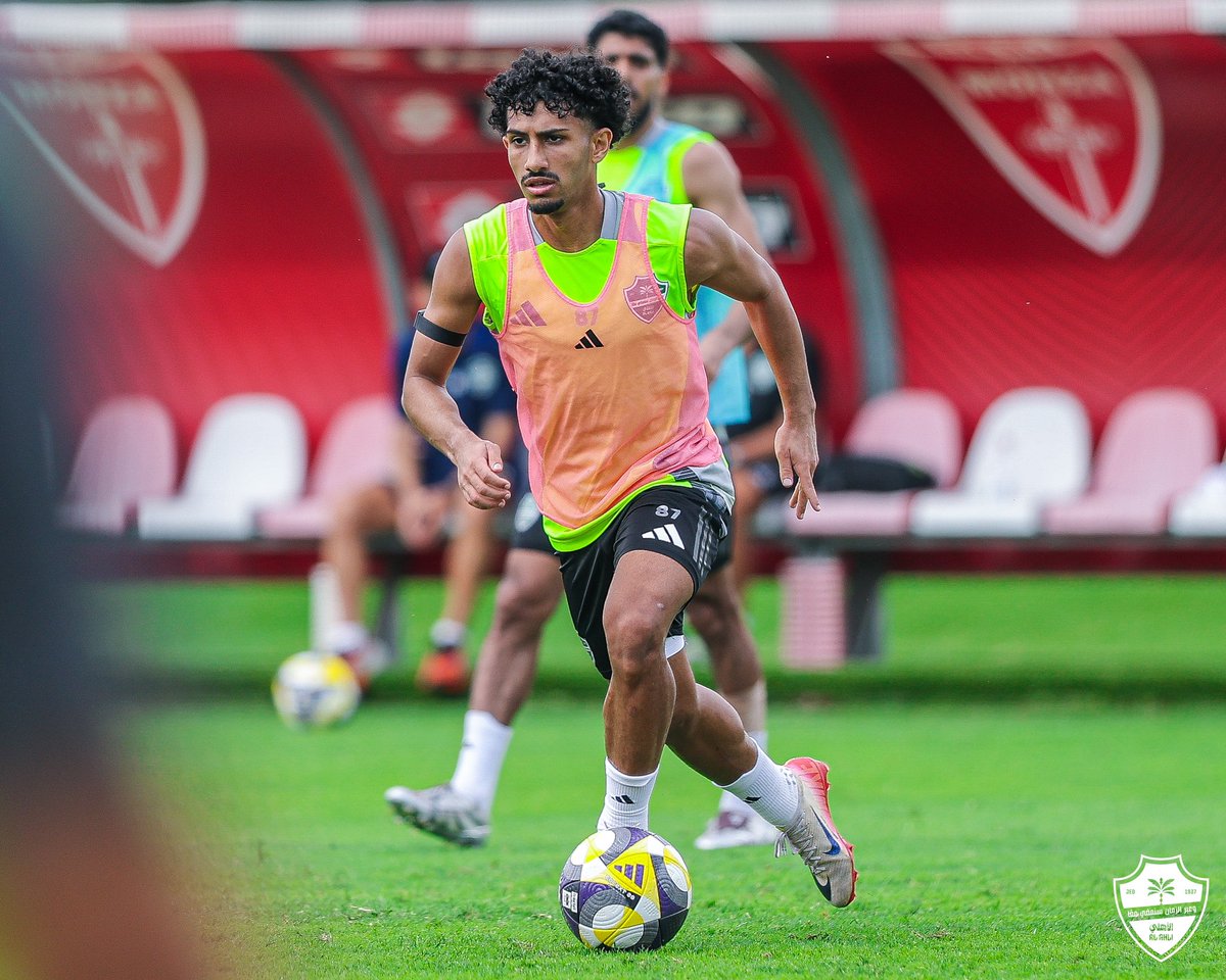 xramez241's tweet image. الحمدلله حمدآ تستديم به النعم 💚💚🙏🏽