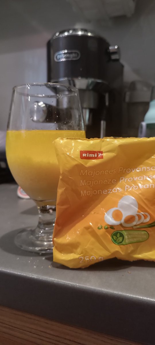 Hei, <a href="/RimiLatvija/">Rimi</a>, ja pārējās sastāvdaļas ir citās paciņās, tad varējāt atsūtīt pilnu komplektu - man otrajā bija tomēr jau gatavā majonēze..