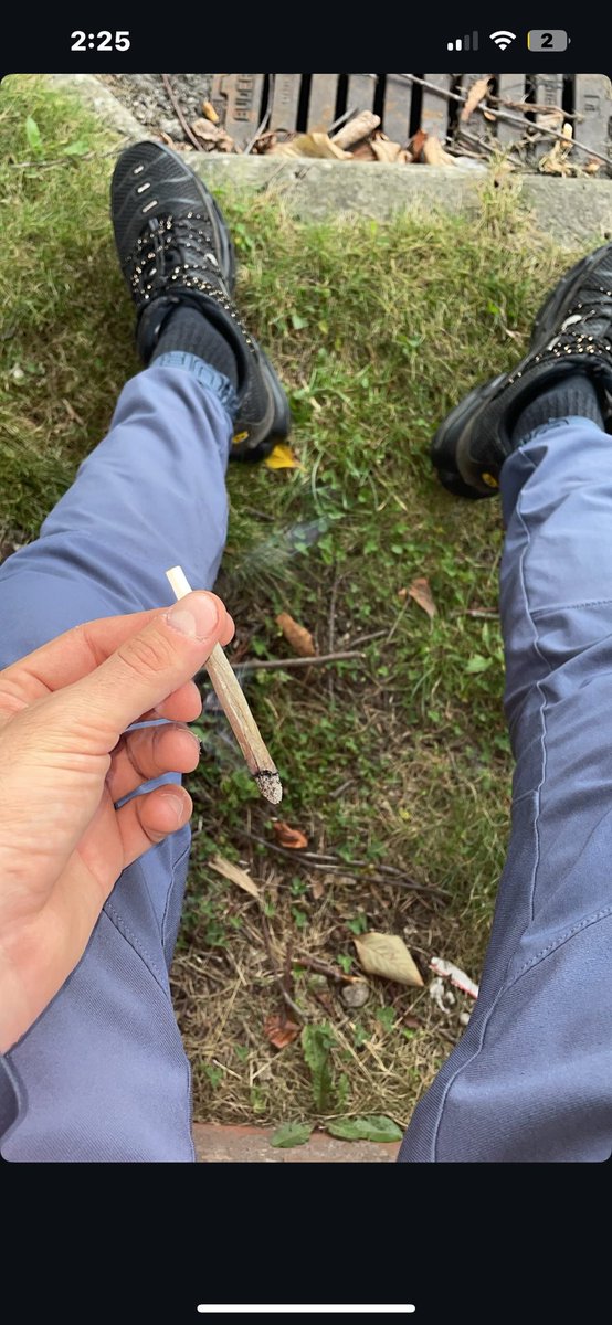 ItsMasterkyle's tweet image. Get down and stay below your master where you belong