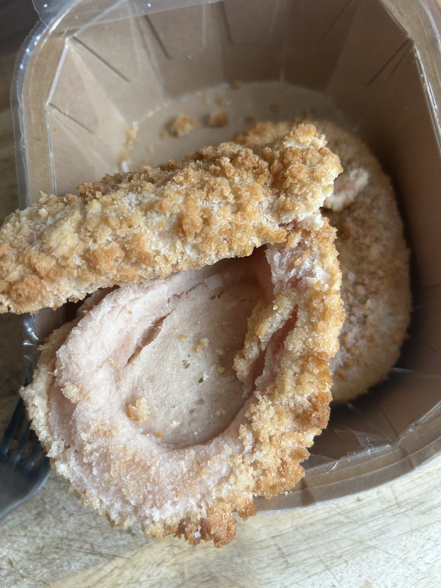 marieb811's tweet image. So tonight’s tea we’re having @sainsburys chicken Kyiv or so we thought ! At least one of us is getting a filling !