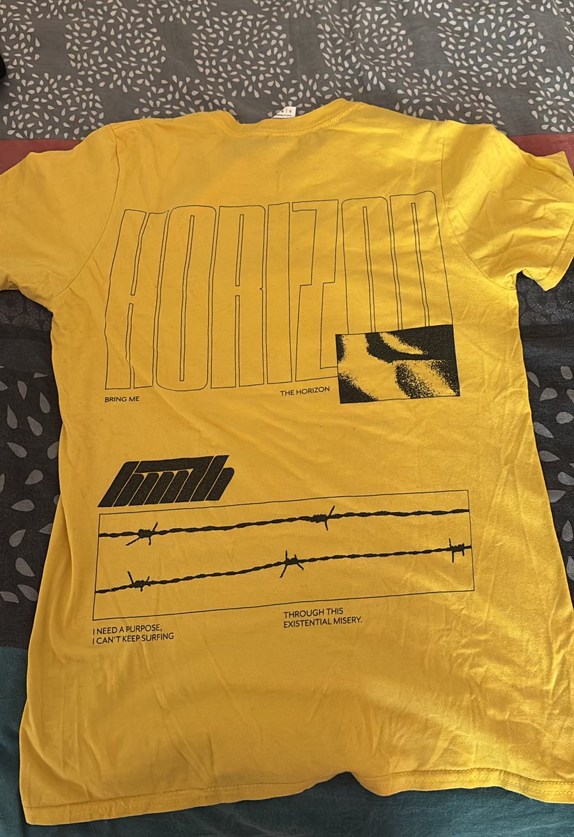 coucou je veux le revendre ça intéresse dans mes mutus avant que je mette sur vinted ?? (taille S)