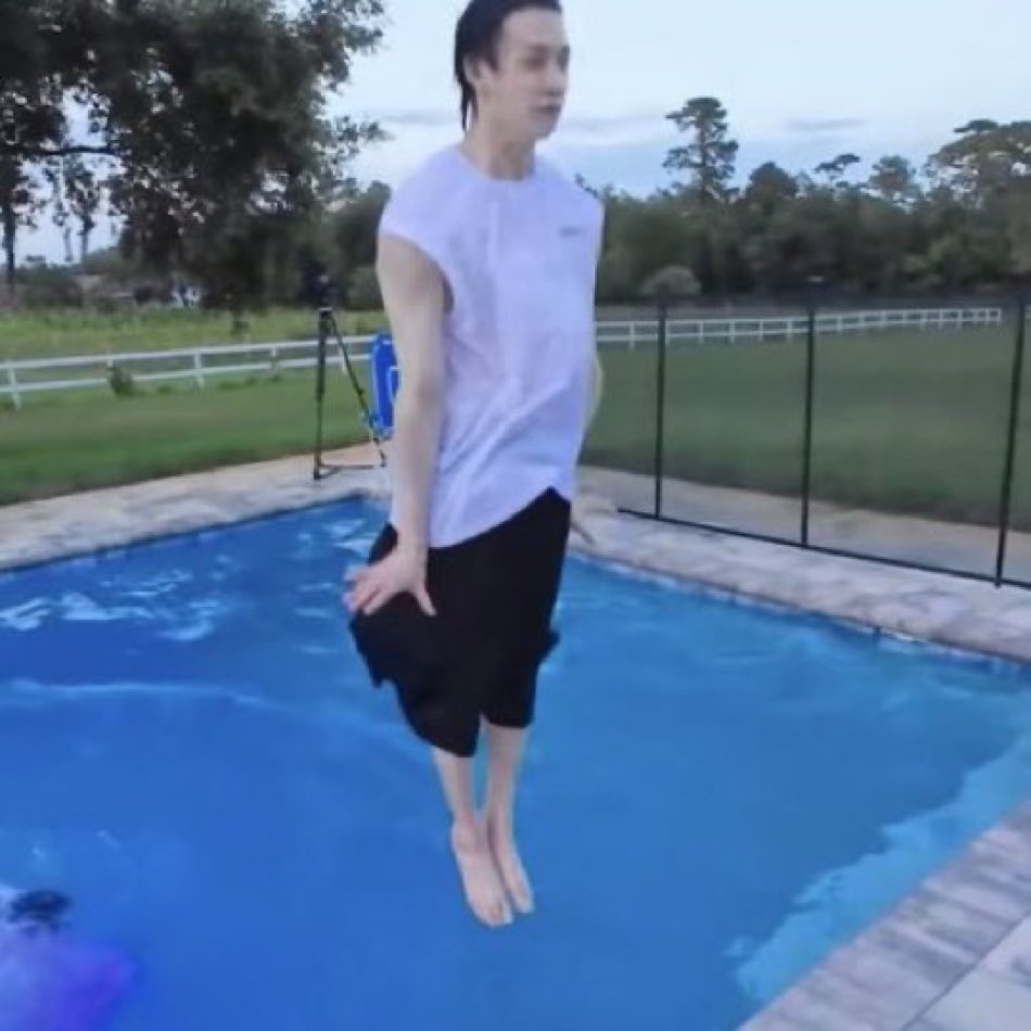 vibin_min's tweet image. toast when the toaster is done