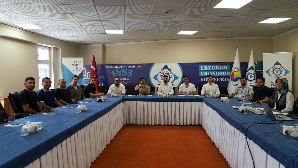 📍 TOBB Erzurum GGK Temmuz Ayı Toplantısı ETSO’da Yapıldı

TOBB Erzurum Genç Girişimciler Kurulu, Temmuz ayı icra kurulu toplantısını Başkan İsmail Suci’nin başkanlığında ETSO Yönetim Kurulu Toplantı Salonu’nda gerçekleştirdi.

📌 Toplantıda;
🔹 KUDAKA’nın “SoGreen – Yeşil