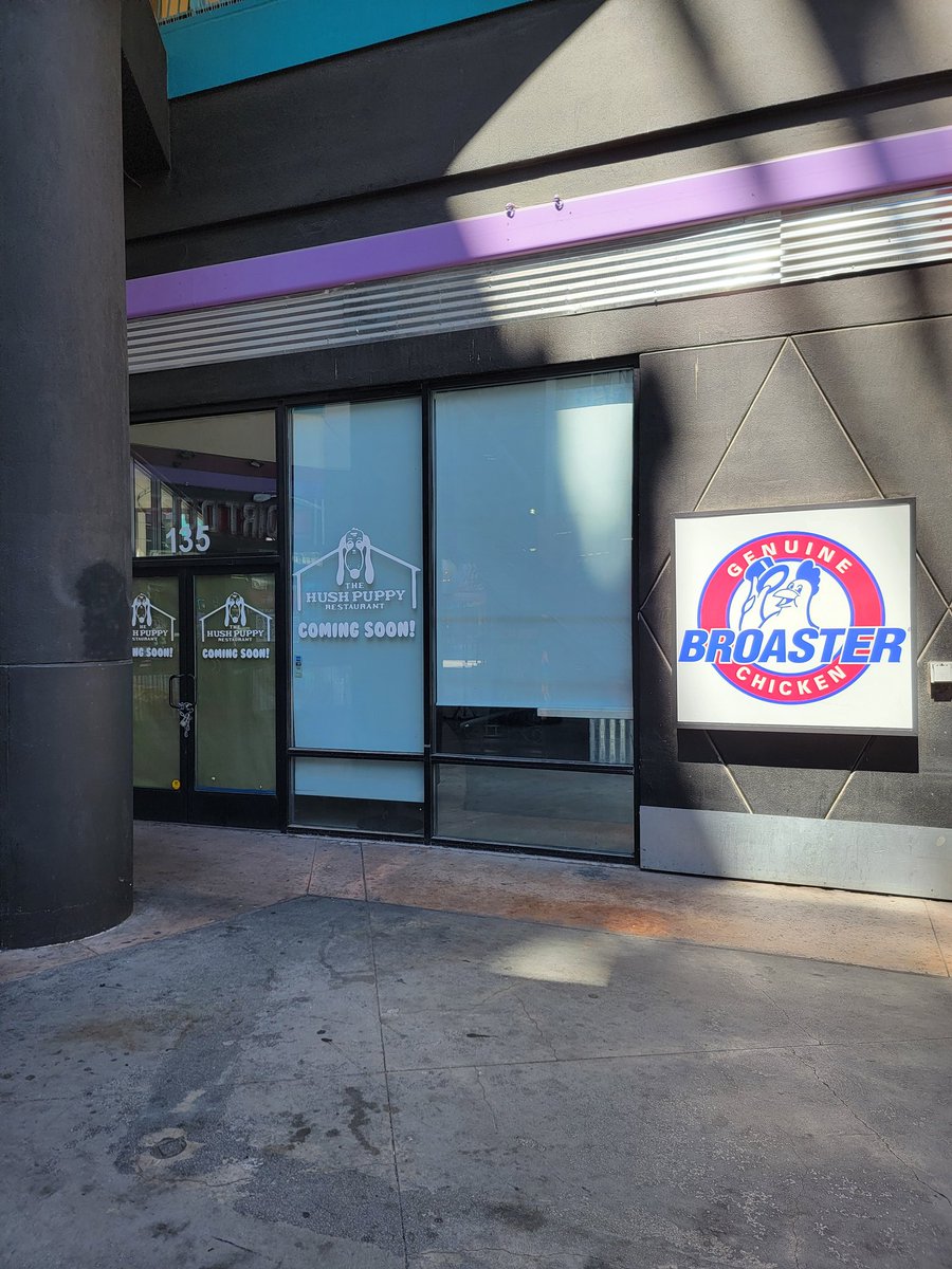 Looks like something new going into the space where <a href="/BangerBrewing/">Banger Brewing</a> used to be.....

<a href="/BeerStoreDude/">Don Redmond</a> <a href="/Pennys4Vegas/">Jean-Christophe Chevalier 🅻</a>