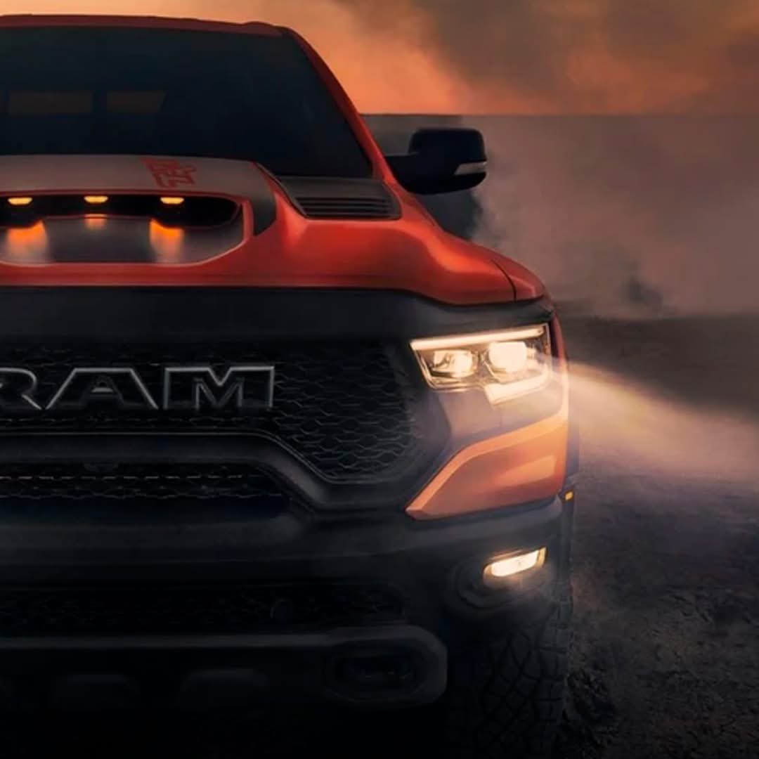 Confirmado: habrá una nueva #Ram  1500 TRX 2026 con un V8 Hemi con alrededor de 800 hp.
🖇️ lc.cx/KG0MOb
El propio CEO de Ram fue el encargado de dar a conocer tan buena noticia.