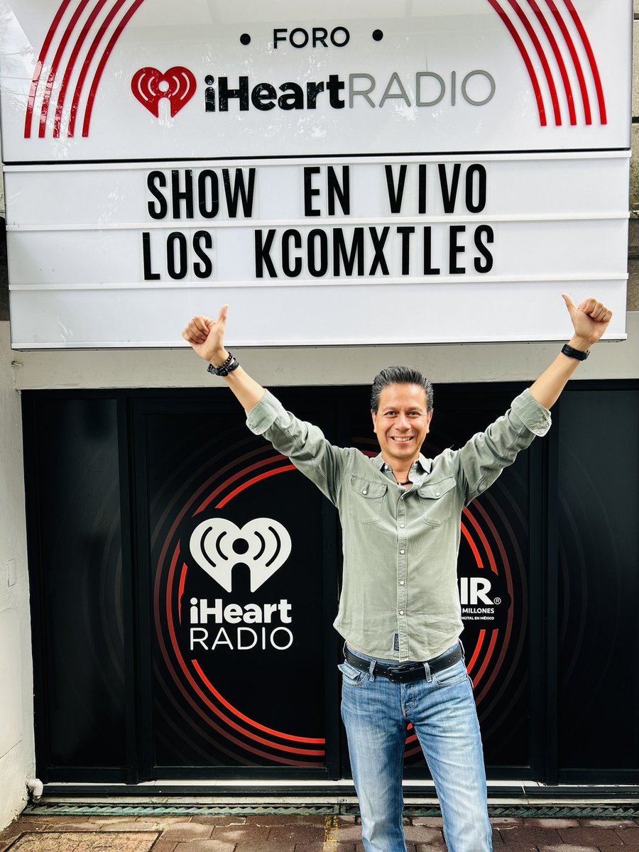 Alfredo Romo (@889romo) on Twitter photo Nuestros invitados de hoy vienen a hacernos pasar un gran gran momento… ¡vienen a hacernos bailar!
Con ustedes: ¡Los Kcomxtles!
<a href="/iHeartRadioMx/">iHeartRadioMx</a> #ForoIHeartRadio Nuestros invitados de hoy vienen a hacernos pasar un gran gran momento… ¡vienen a hacernos bailar!
Con ustedes: ¡Los Kcomxtles!
<a href="/iHeartRadioMx/">iHeartRadioMx</a> #ForoIHeartRadio