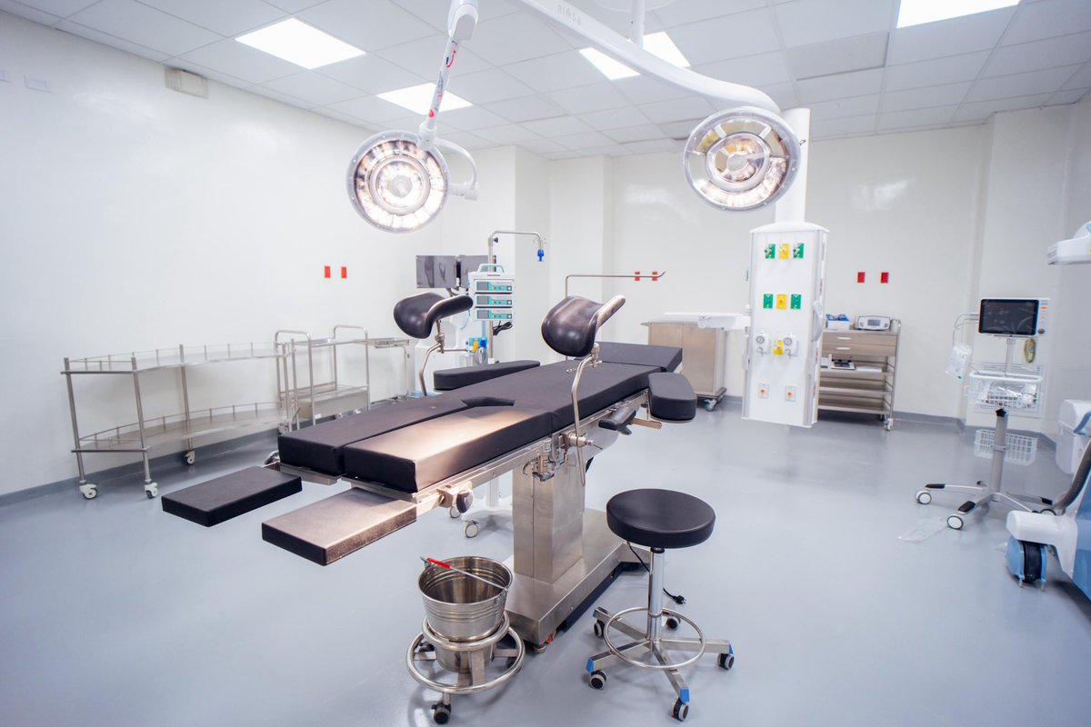 Ministerio de Vivienda y Edificaciones (@mivedrd) on Twitter photo ¡El primer Hospital Traumatológico de la Región Este es una realidad!🏥🩺
El Presidente, <a href="/luisabinader/">Luis Abinader</a> y nuestro Ministro, <a href="/carlosbonillard/">Carlos Bonilla</a> encabezaron la entrega del nuevo #HospitalTraumatológicoHiguey, una obra completamente construida por el #MIVEDRD en tiempo record, que ¡El primer Hospital Traumatológico de la Región Este es una realidad!🏥🩺
El Presidente, <a href="/luisabinader/">Luis Abinader</a> y nuestro Ministro, <a href="/carlosbonillard/">Carlos Bonilla</a> encabezaron la entrega del nuevo #HospitalTraumatológicoHiguey, una obra completamente construida por el #MIVEDRD en tiempo record, que