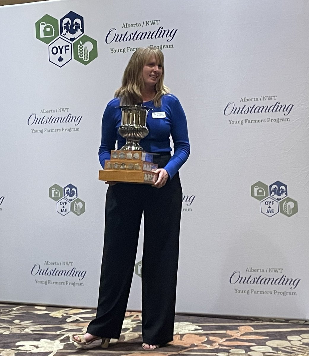 It is with great excitement that we announce the 2025 Alberta OYF winner! Sarah Weigum of Alect Seeds.
Congratulations Sarah and welcome to OYF family!