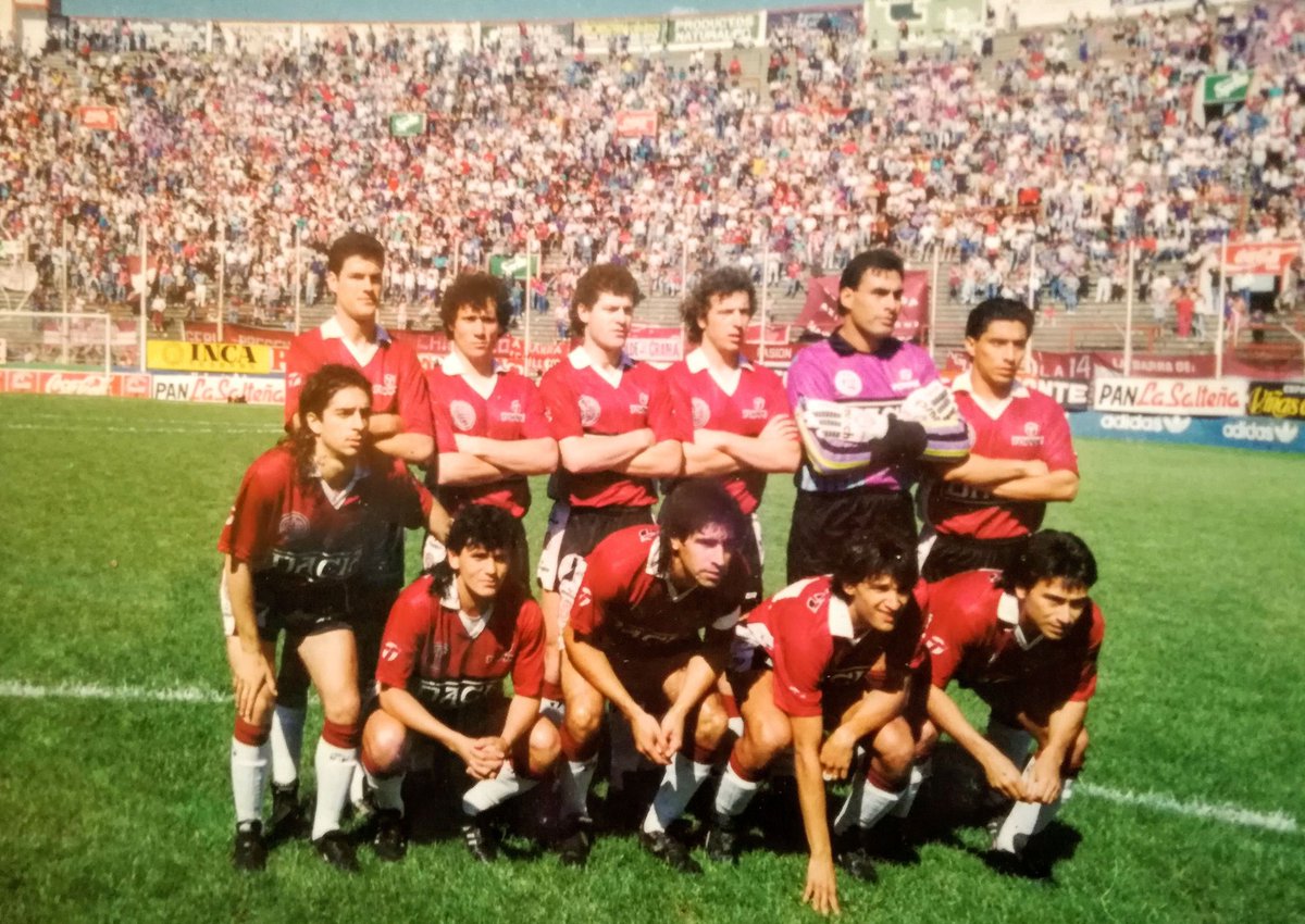 El grana en la quema

Conde Galetto, el cordobés Loza, chucho Schurrer, tota Fabbri, monstruo Ojeda, urraca Gonzalez
chavo Lemma, Dario Cabrol, Pampa  Gambier, tero Di Carlo, Cuchillo Gonzalez