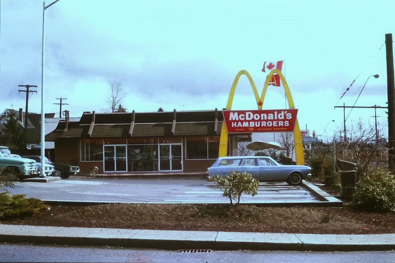 Old Vancouver Series

The McDonald's at Middlegate Mall in Burnaby, BC in 1975