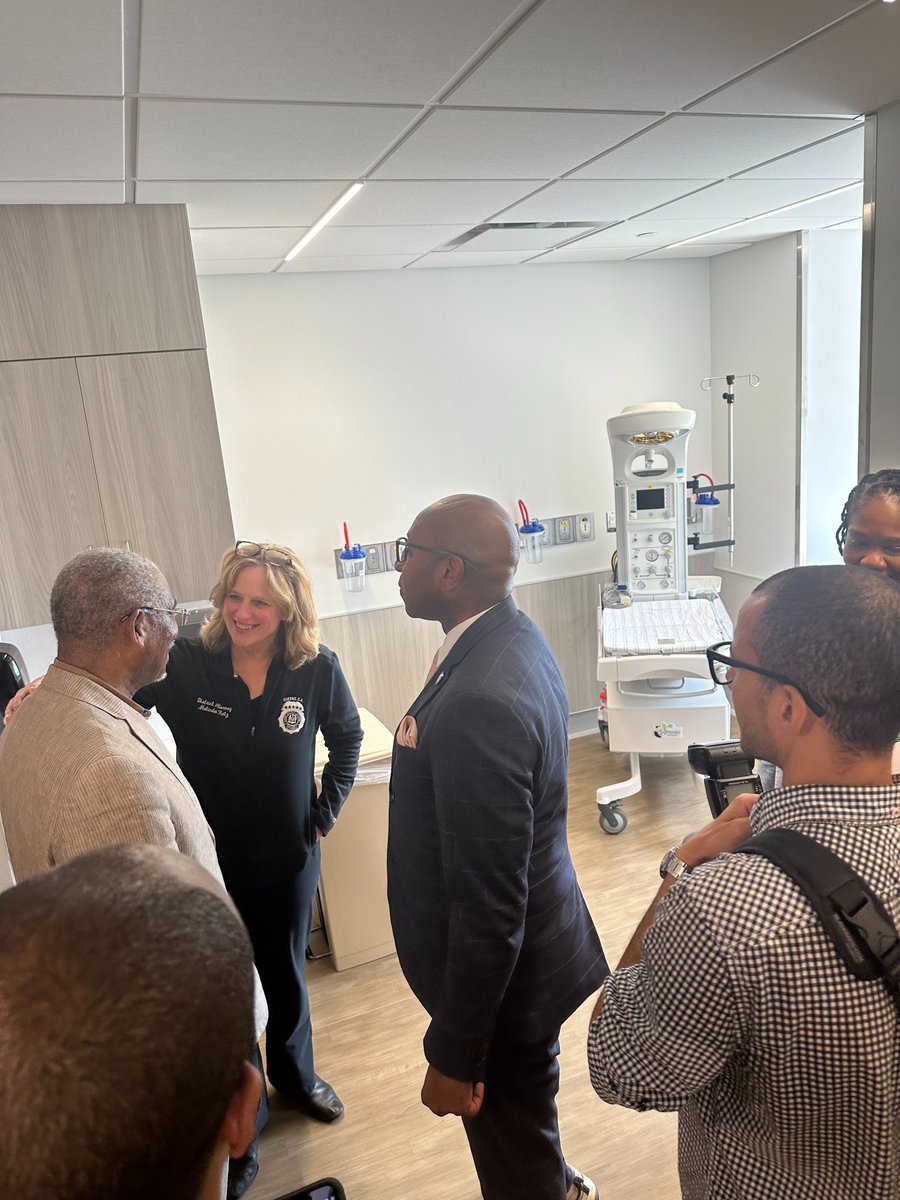 Rep. Gregory Meeks (@repgregorymeeks) on Twitter photo Today we celebrated the ribbon cutting of the newly renovated Maternal/NICU and Labor & Delivery units at <a href="/EpisHealthScvs/">Episcopal Health Services</a>! I secured $2 million in federal funds for modern delivery rooms & upgraded post-partum care. Families deserve safe, quality care & now they have it. #NY05 Today we celebrated the ribbon cutting of the newly renovated Maternal/NICU and Labor & Delivery units at <a href="/EpisHealthScvs/">Episcopal Health Services</a>! I secured $2 million in federal funds for modern delivery rooms & upgraded post-partum care. Families deserve safe, quality care & now they have it. #NY05