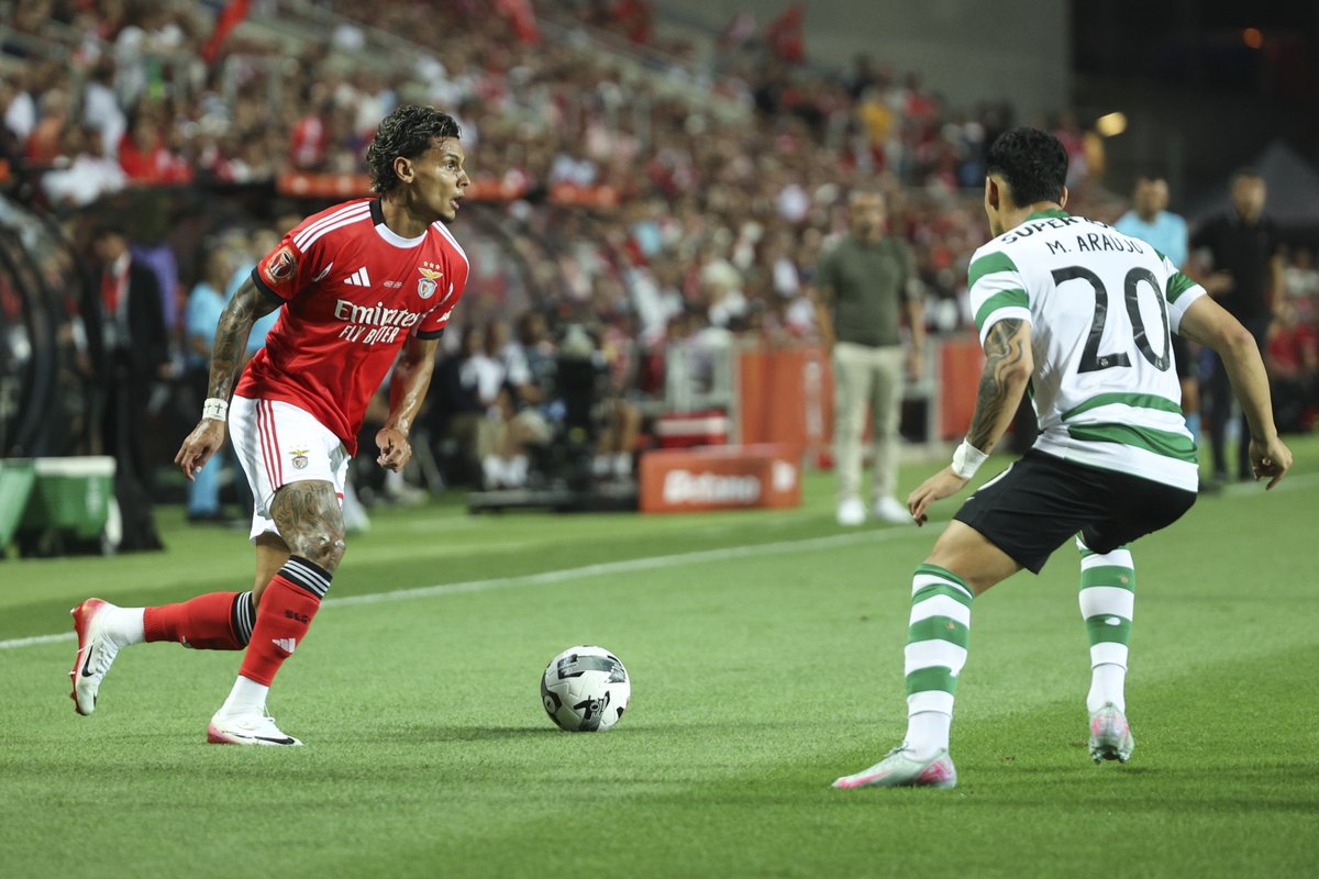 Benfica bate Sporting, com golo solitário de Pavlidis, e conquista a Supertaça.

#Supertaca #EPOCA2526 #Final #SCPSLB #SCP #SLB