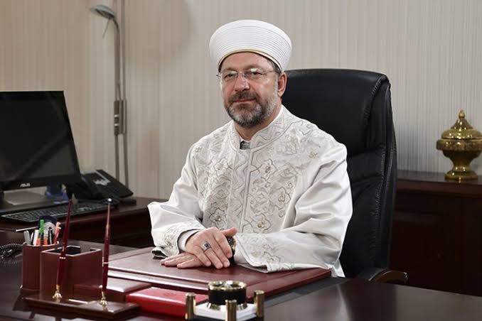 1 ay boyunca bekleyip yağmur duasını yağmur takviminden 2 gün öncesine denk getiren meşhur Audi kurnazı...