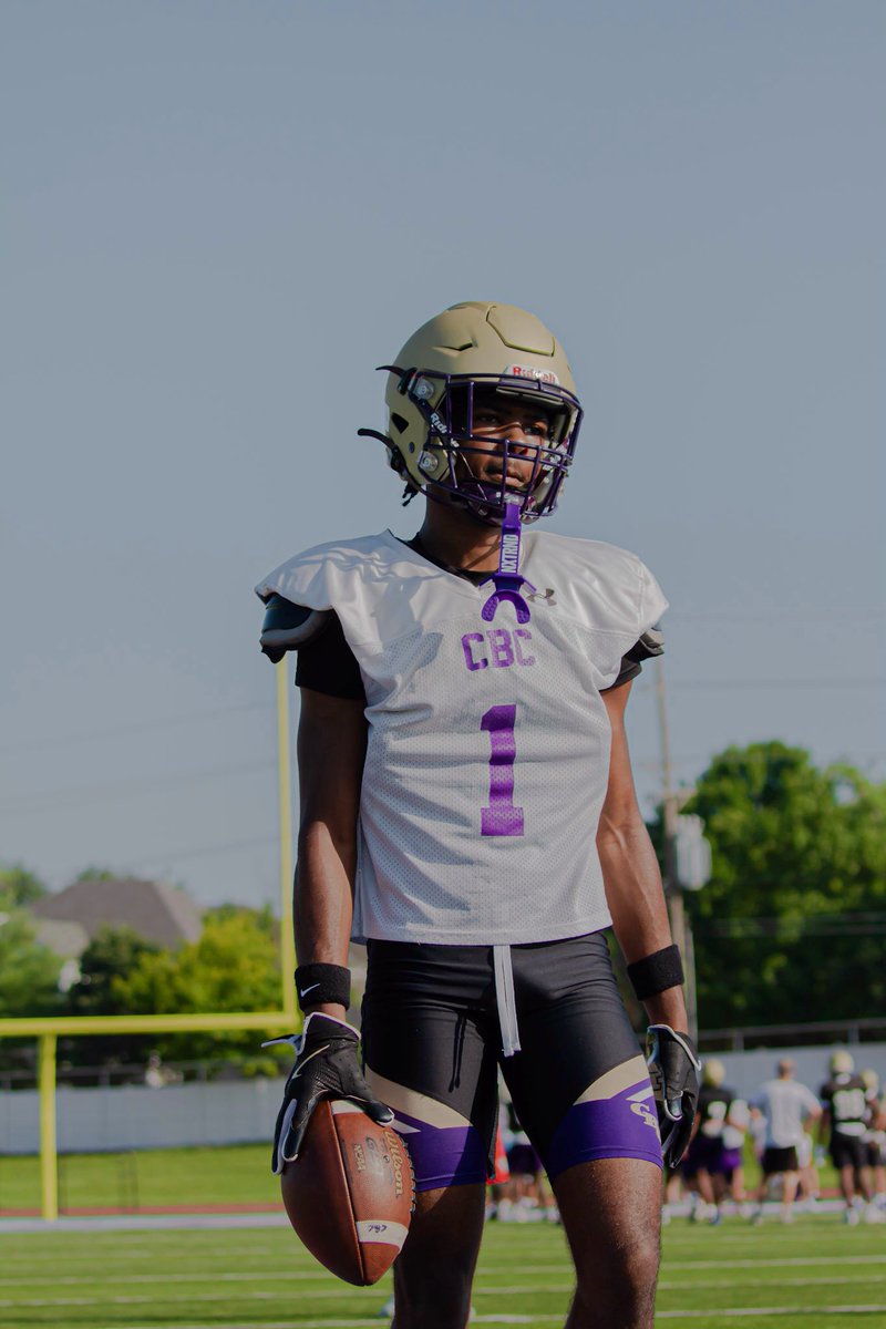 Blessed to be named as one of the Team Captains for <a href="/CBCFootball/">CBCFootball</a> 💜💛