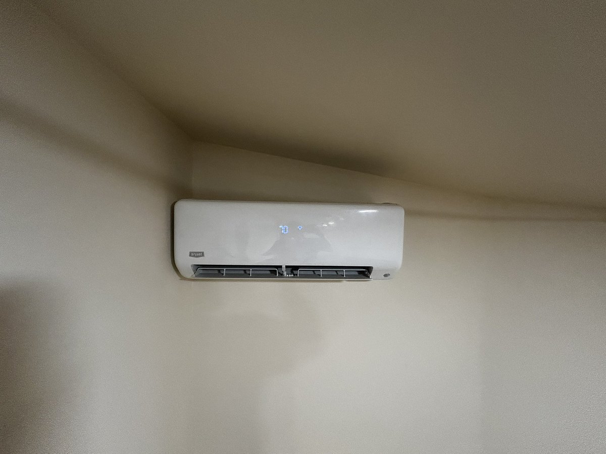Bryant ductless mini-split for newly built master suite &amp; ductwork was inaccessible.  
<a href="/BryantHeating1/">Bryant HVAC Inc.</a> 
#hvac