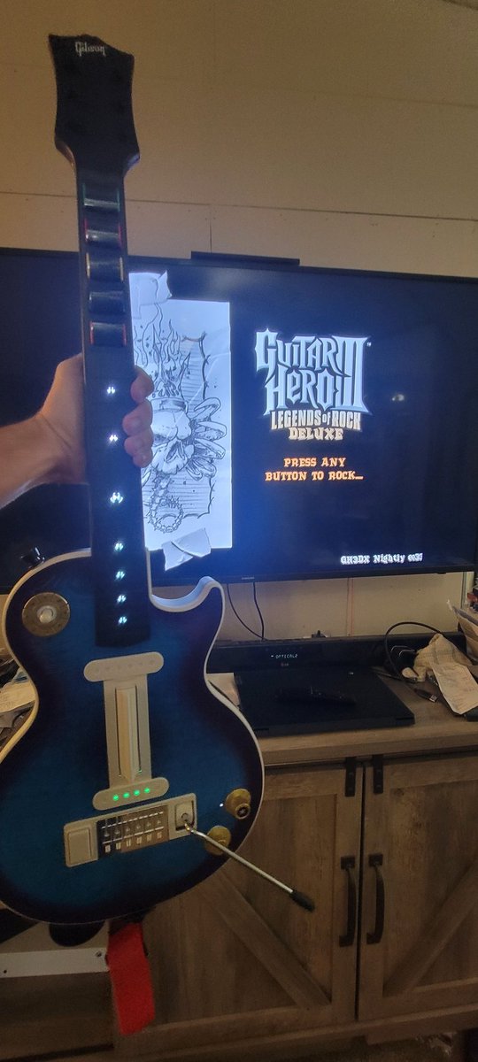 Rnr_Ominous's tweet photo. It is time!!! 🎸

Huge thanks to all of the @LoreHeroPodcast people (@Acai28 @aWiseMoose @xX760Xx @jparaLove ) and the @crkdgg team for making this guitar possible https://t.co/oa1AXaI55O