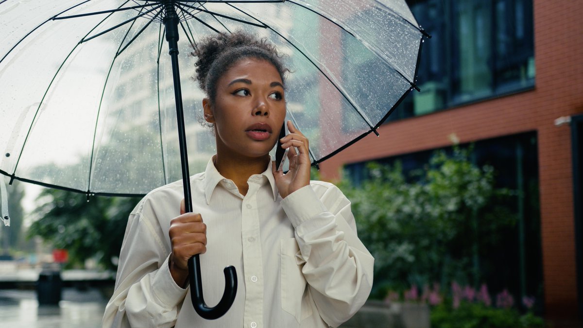 PSEGdelivers's tweet image. #PSEGTips: Smell gas, act fast! If you smell gas, immediately exit the building, move at least 350 feet away and call us at 1-800-880-PSEG (7734) or call 911.