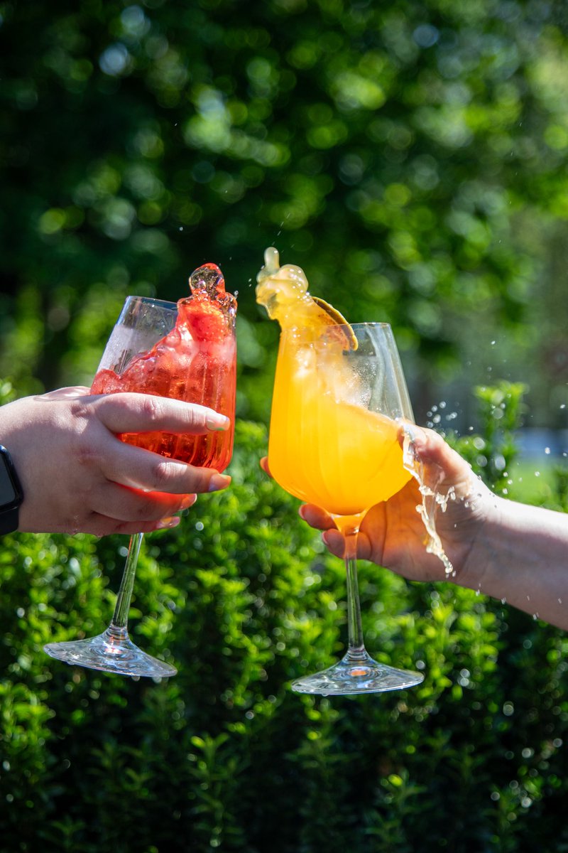 WindmillClapham's tweet image. Windmill rule: one spritz is never enough. 💨🍸 

#youngspubs #endlessoptions #spritzsummer