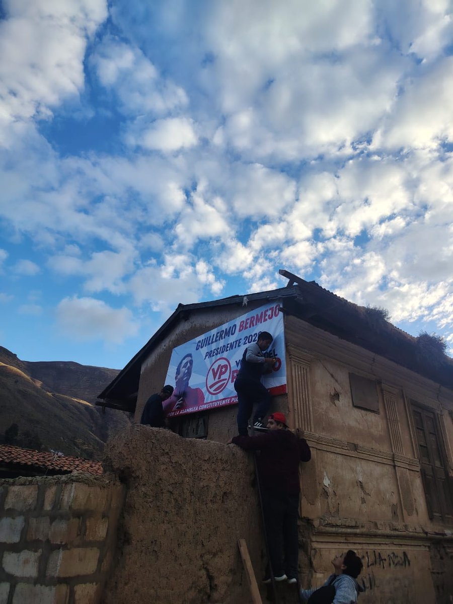 VocesDelPueblo6's tweet photo. 🇵🇪 ¡Por la Patria, Venceremos! ✊
📢 ¡Felicitamos a los comités provinciales de  Abancay (Apurímac) Tarma (Junín)  por su gran organización!
Desde cada rincón del país, construimos unidad, organización y lucha por una Nueva Constitución

¡ Guillermo Bermejo Presidente 2026! https://t.co/vx4w58fJzd