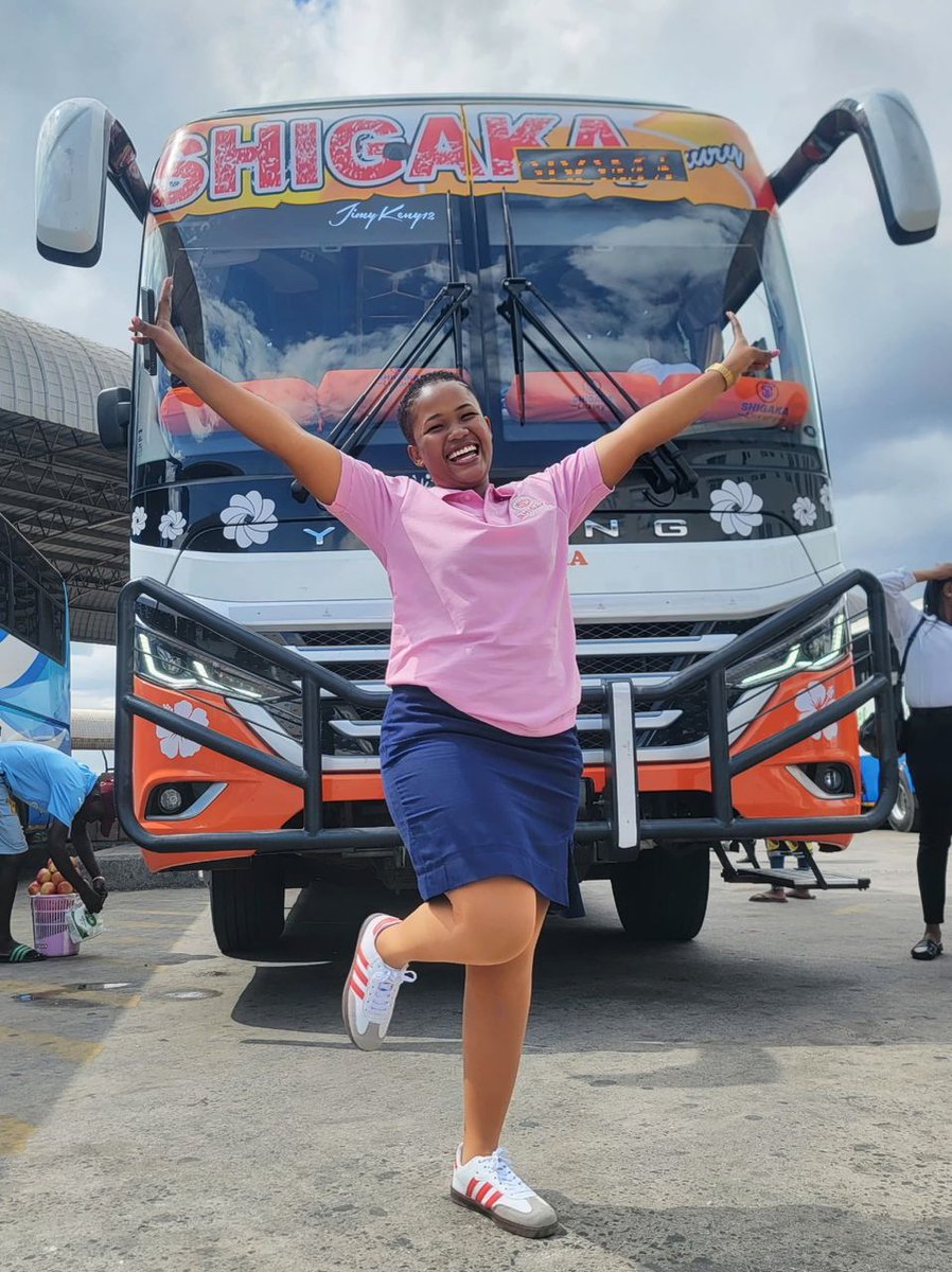 TBoundBuses's tweet photo. Kabla ya kuoa panda basi za mikoani. https://t.co/x8xpy8Bmt2