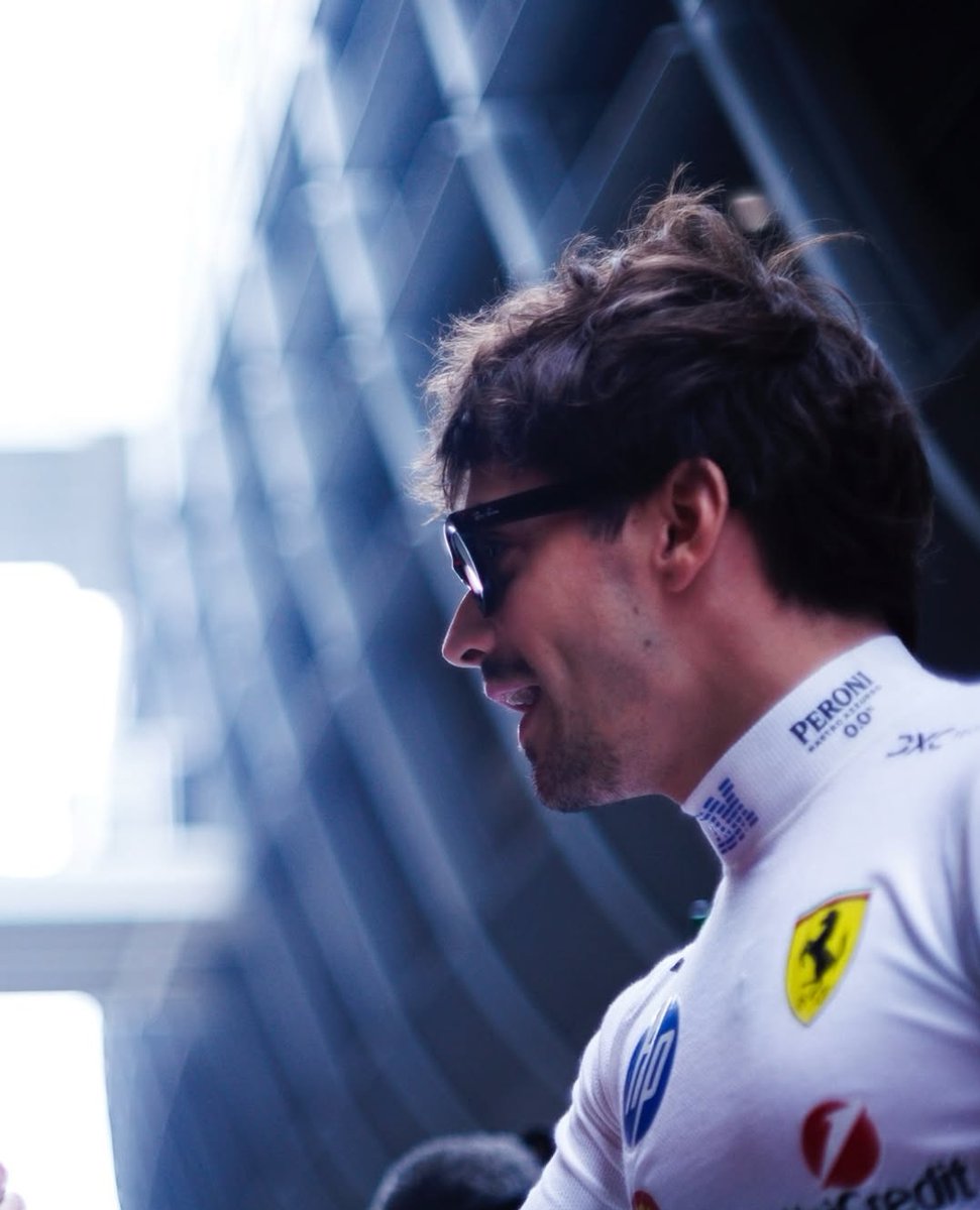 33rst4ppen's tweet image. círculo de manifestación

                     🕯       🕯
           🕯                           🕯
                       podio
       🕯        Lestappen    🕯
                    en hungría
          🕯                              🕯
                    🕯         🕯