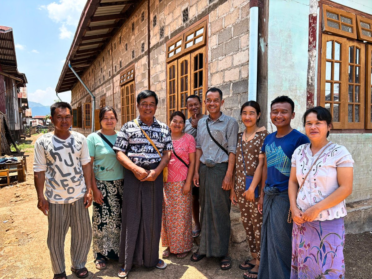 Kanni Wignaraja (@kanniwignaraja) on Twitter photo Pyar Pin is a small community on the shores of Inle Lake in Myanmar. What makes their response to the Myanmar earthquake stand out? The village Community Development Committee (CDC) - formed through <a href="/UNDP/">UN Development</a>’s ENCORE project - didn’t ask for help. They gave it - to 31 neighboring Pyar Pin is a small community on the shores of Inle Lake in Myanmar. What makes their response to the Myanmar earthquake stand out? The village Community Development Committee (CDC) - formed through <a href="/UNDP/">UN Development</a>’s ENCORE project - didn’t ask for help. They gave it - to 31 neighboring