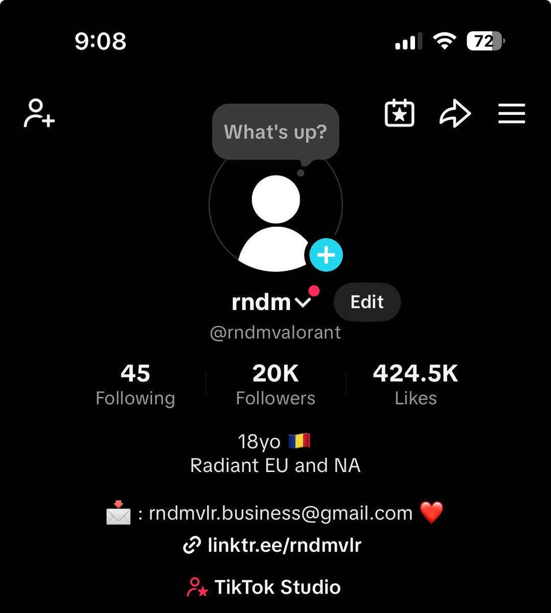 i just hit 20k followers on tiktok :)