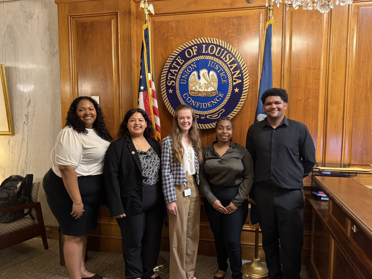Happy #NationalInternDay 
We love and appreciate our <a href="/LA_Regents/">Louisiana Board of Regents</a> student interns and graduate assistants 🧡💙
