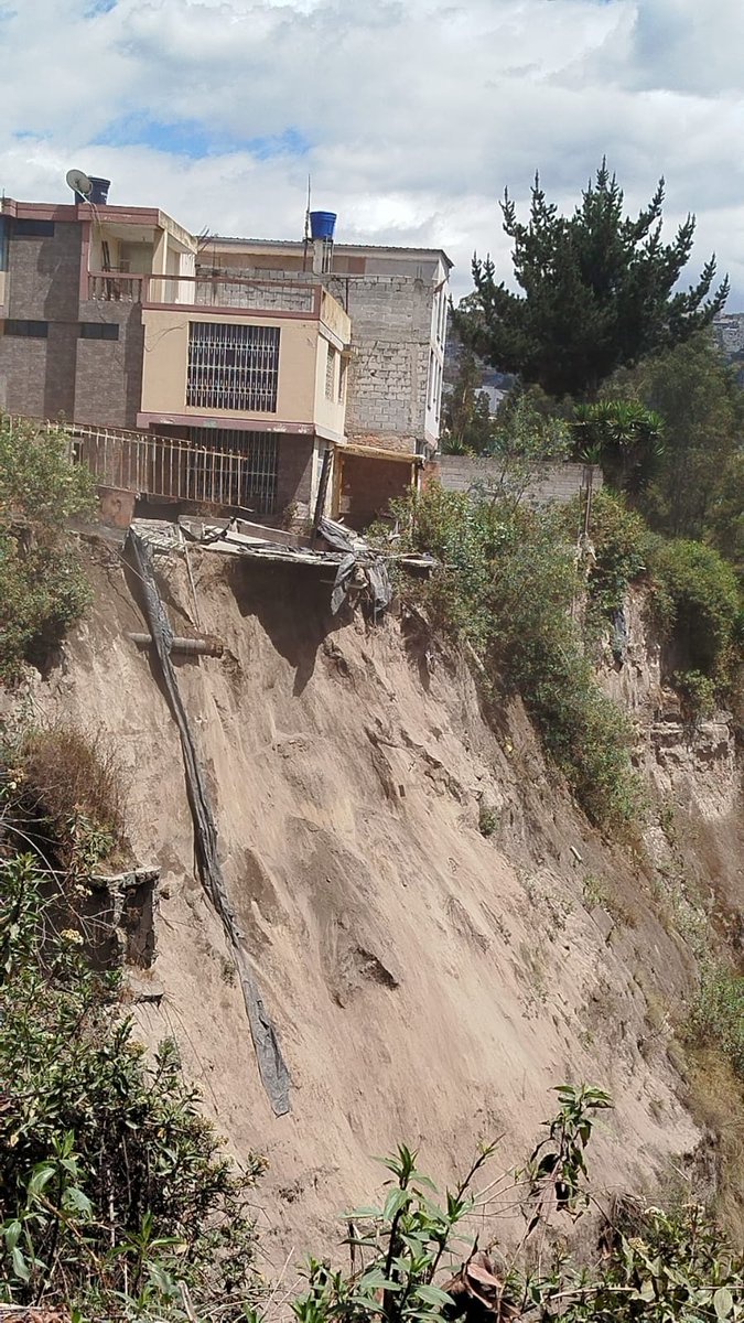 ℜ𝔢𝔦𝔫𝔞 𝔡𝔢 𝔩𝔞𝔰 Quebradas ᵤᵢₒ tweet media